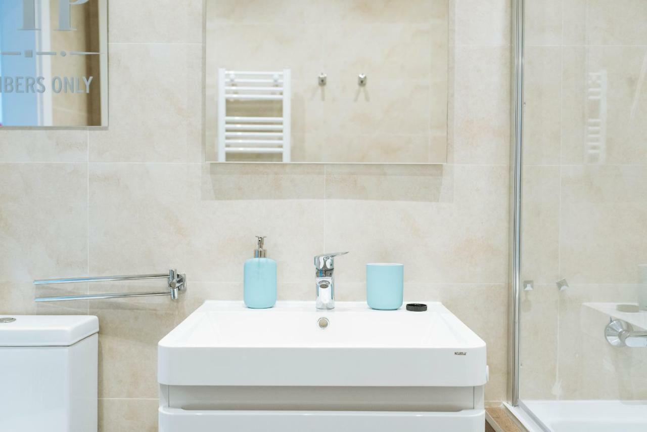 Apartament Luxury Flat 9 Near Metro Bukareszt Zewnętrze zdjęcie